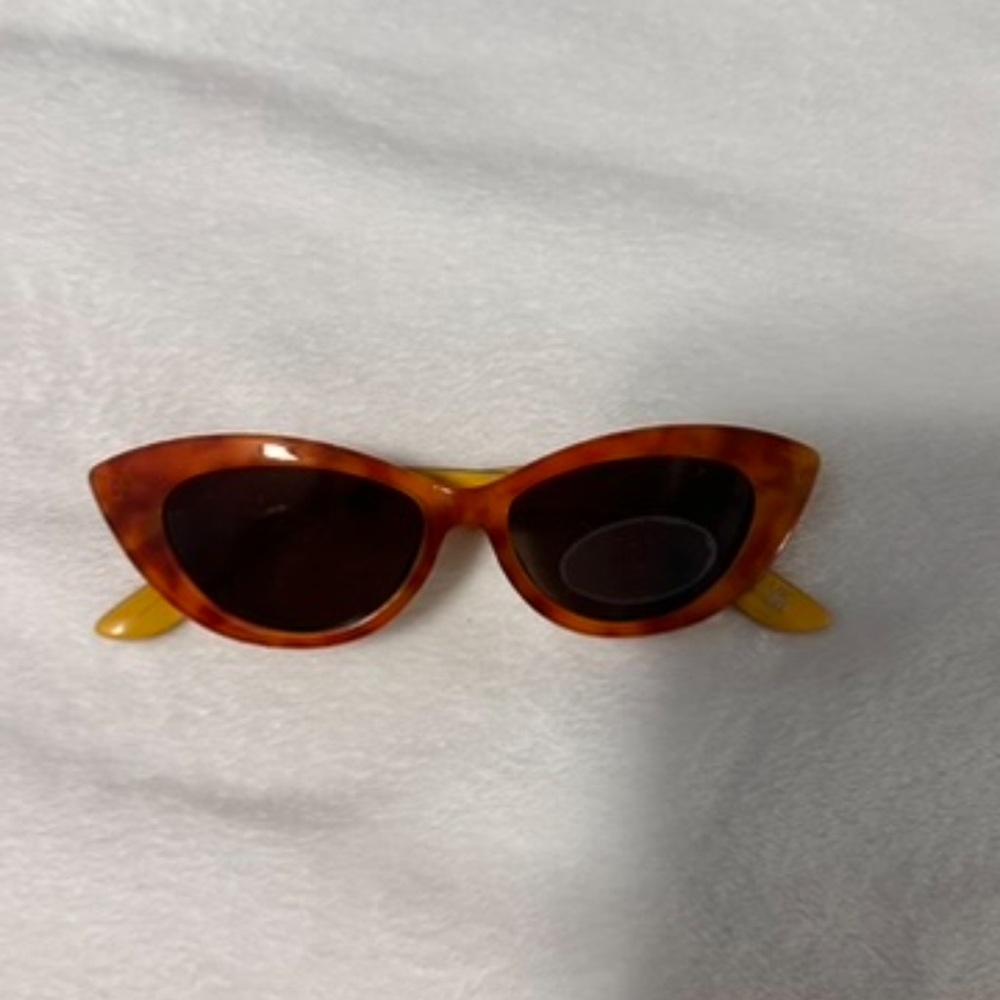 🧡JUICY COUTURE🧡 100% UV PROTECTION Vintage 1960s Sunglasses